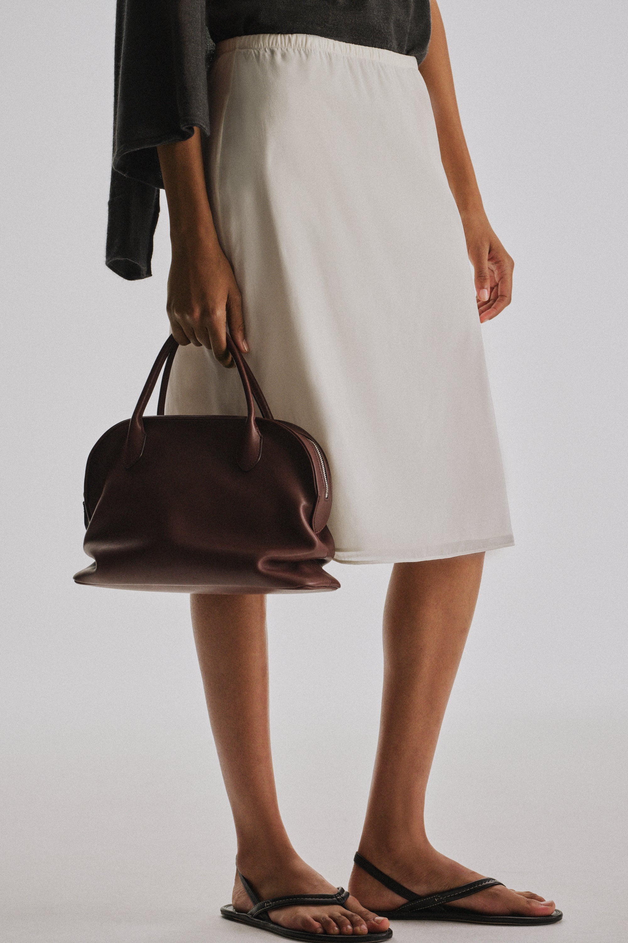 Agnes 12 Bag - Image 5