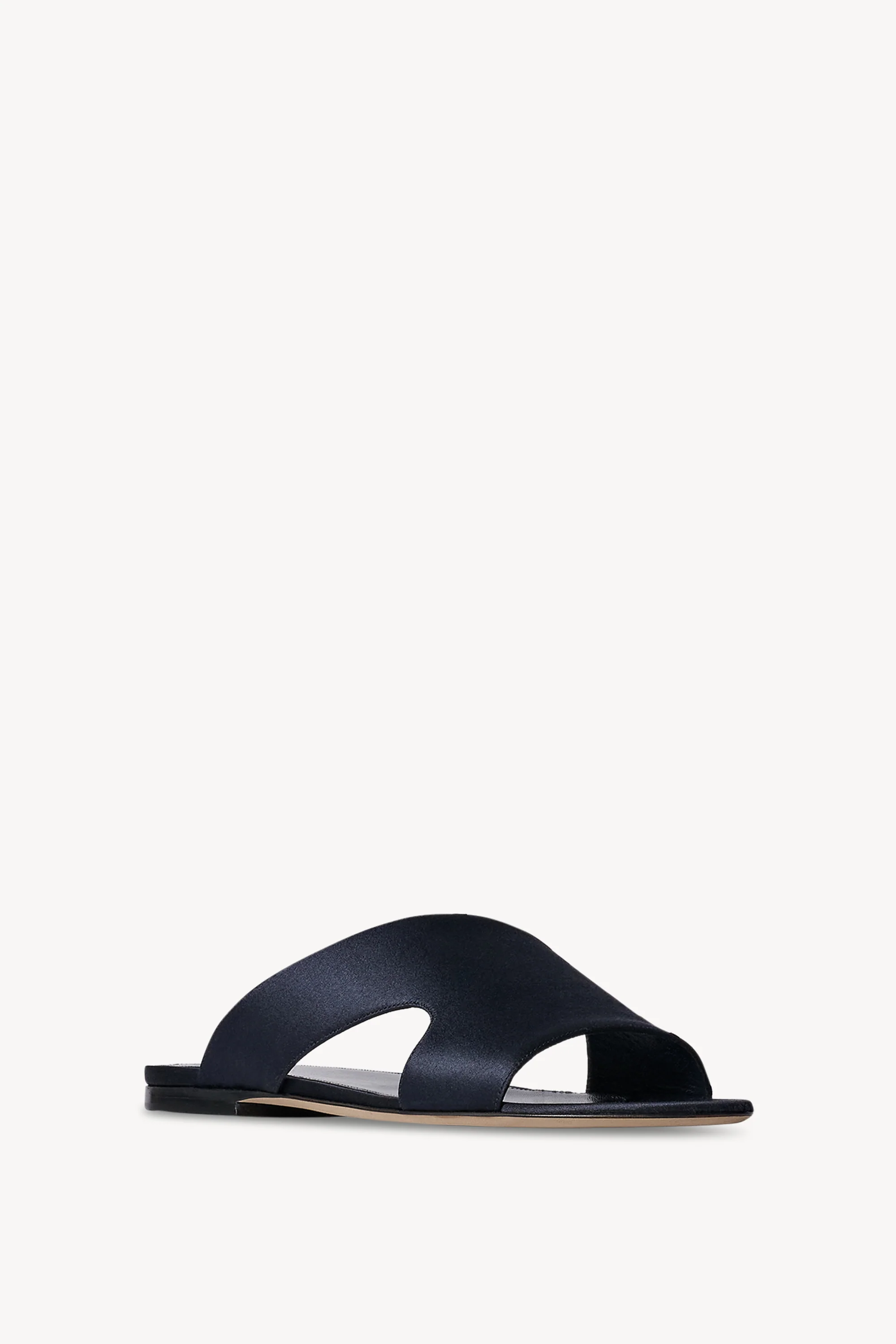 Anita Sandal - Image 3