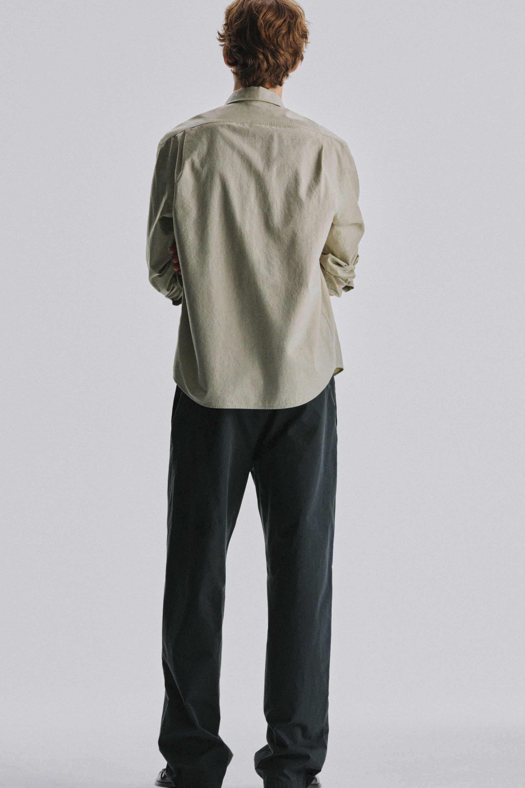 Ari Pant - Image 5