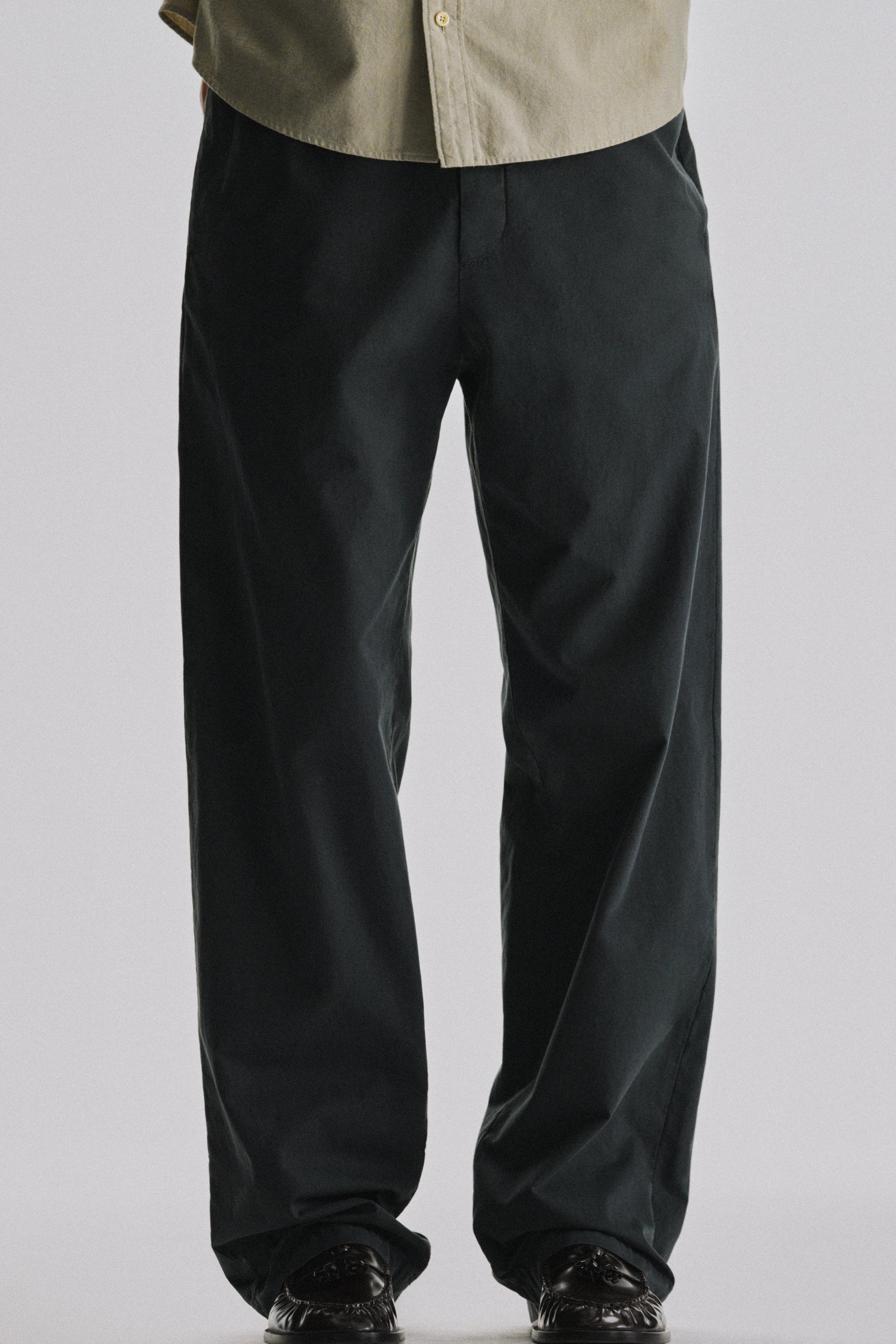 Ari Pant - Image 6