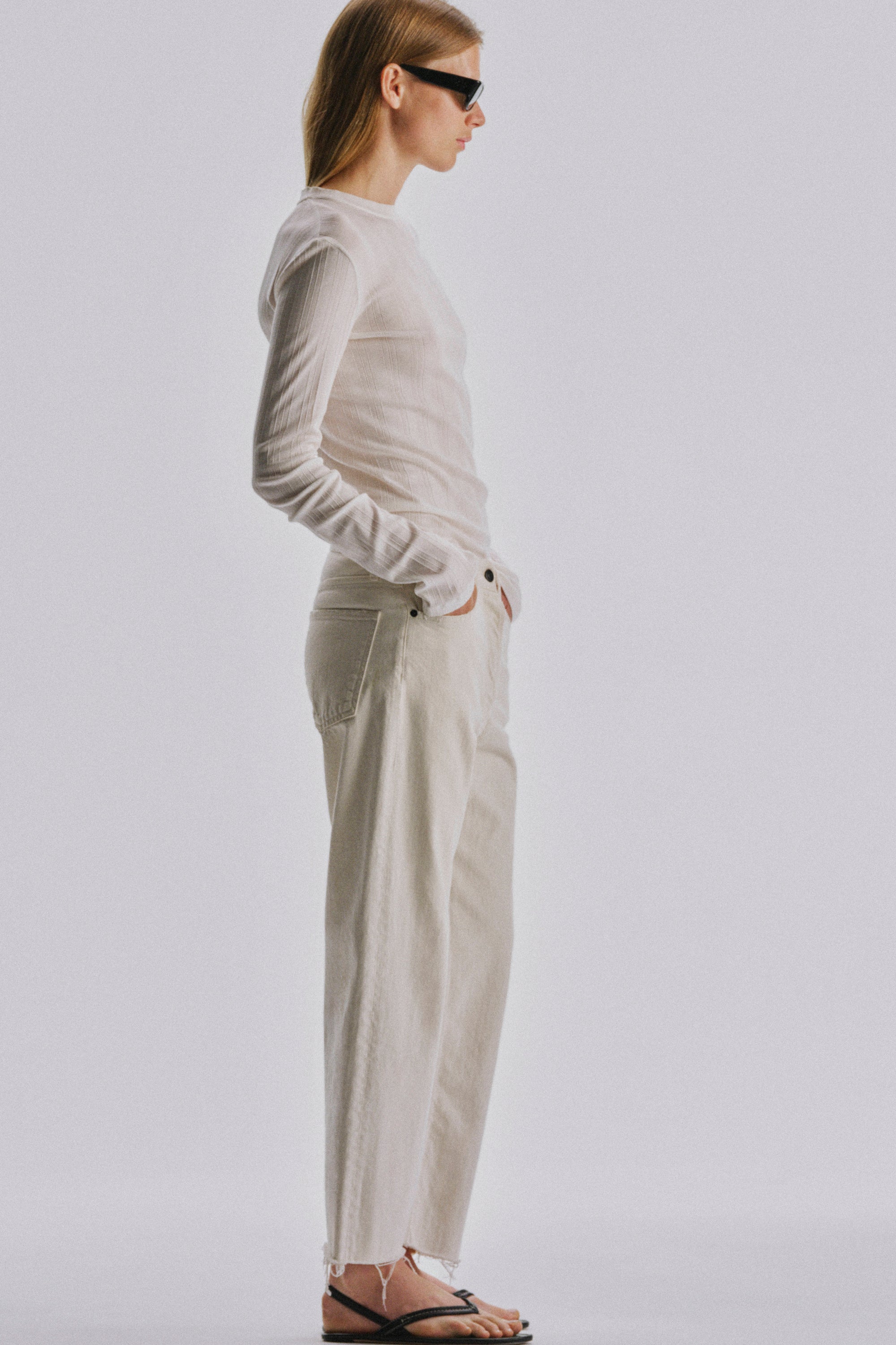 Dantea T-Shirt - Image 4