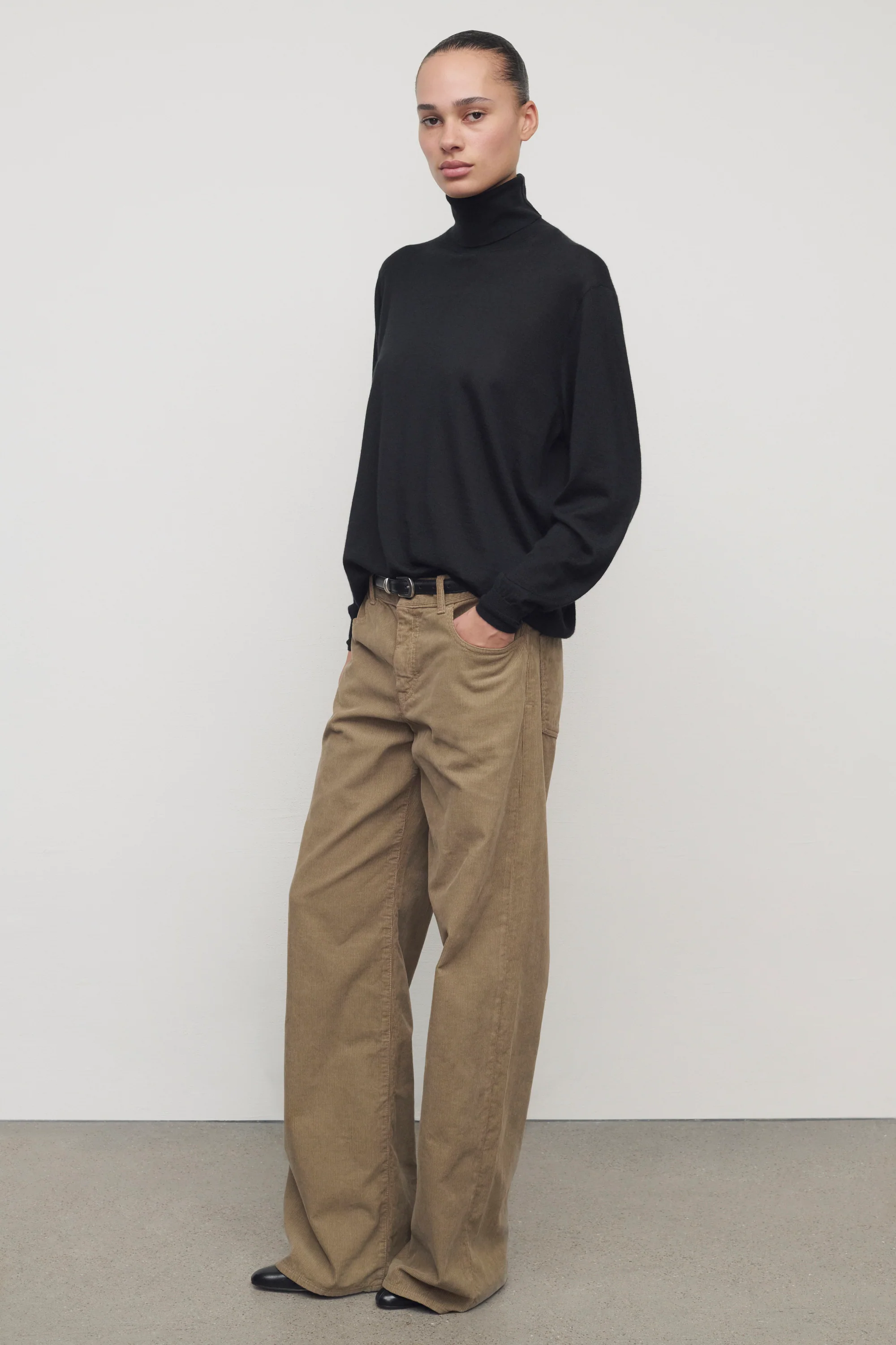 Eglitta Pant - Image 4