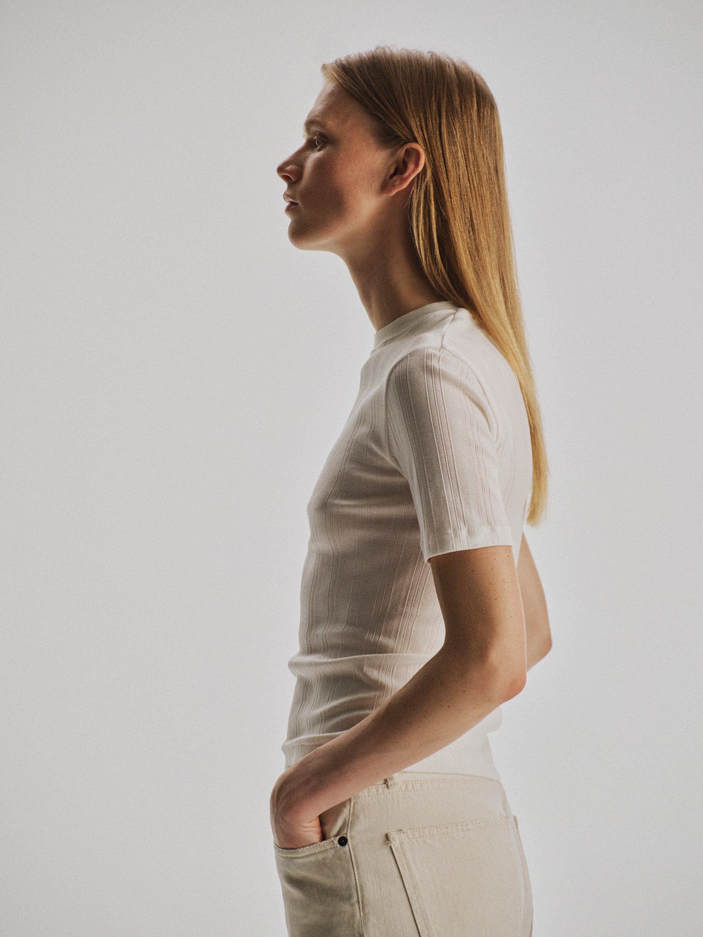 Etina T-Shirt - Image 5