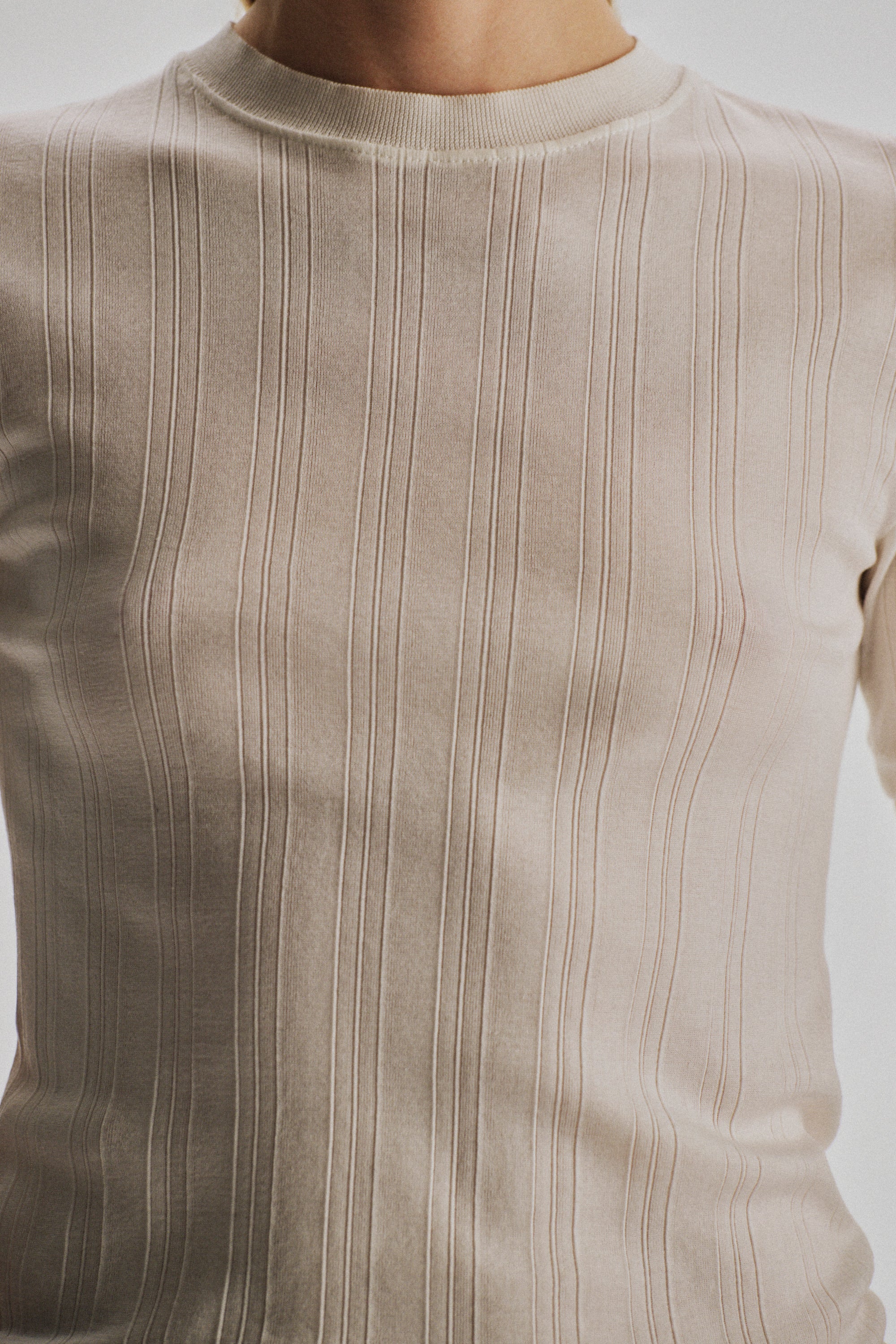 Etina T-Shirt - Image 7