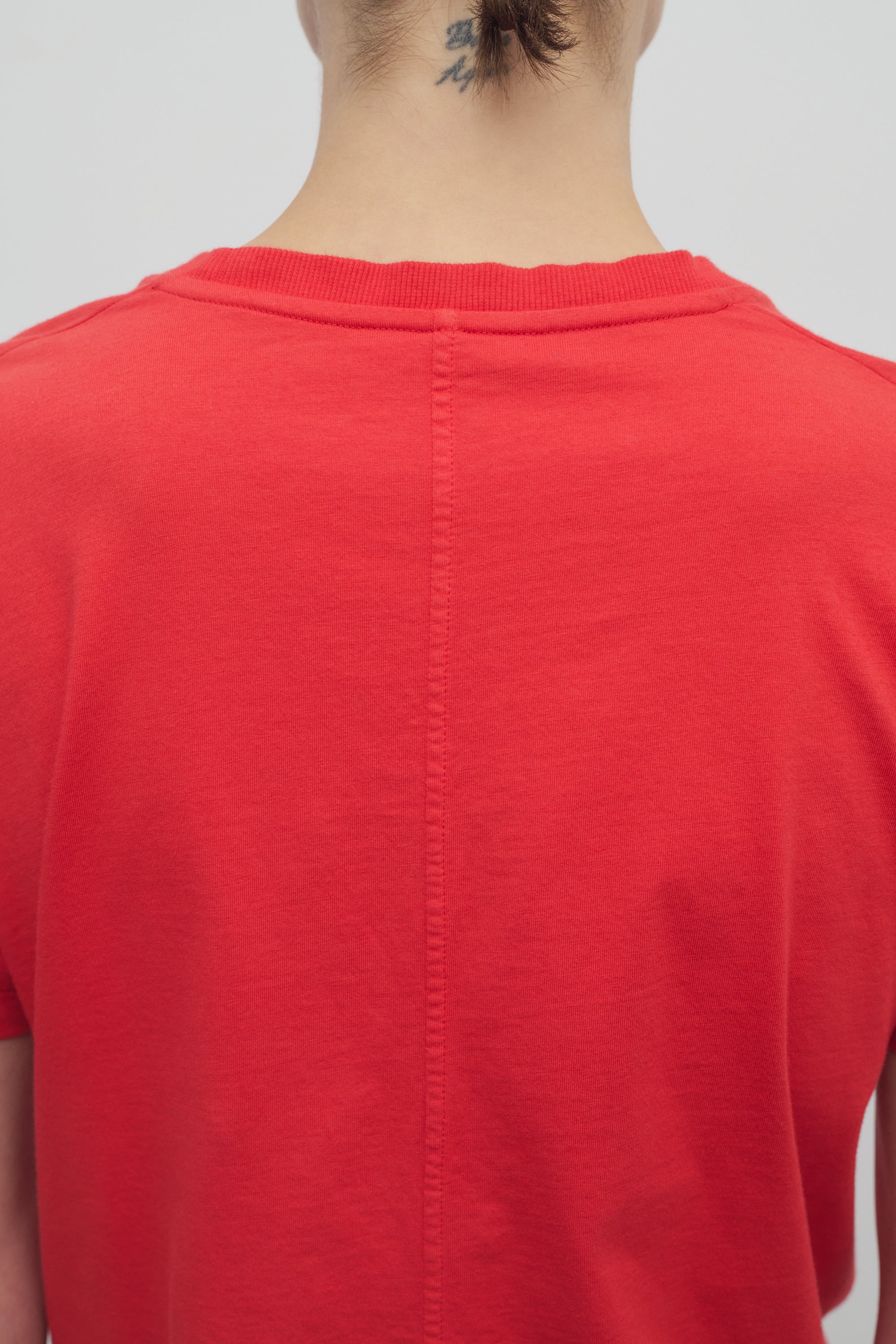 Florie T-Shirt - Image 6