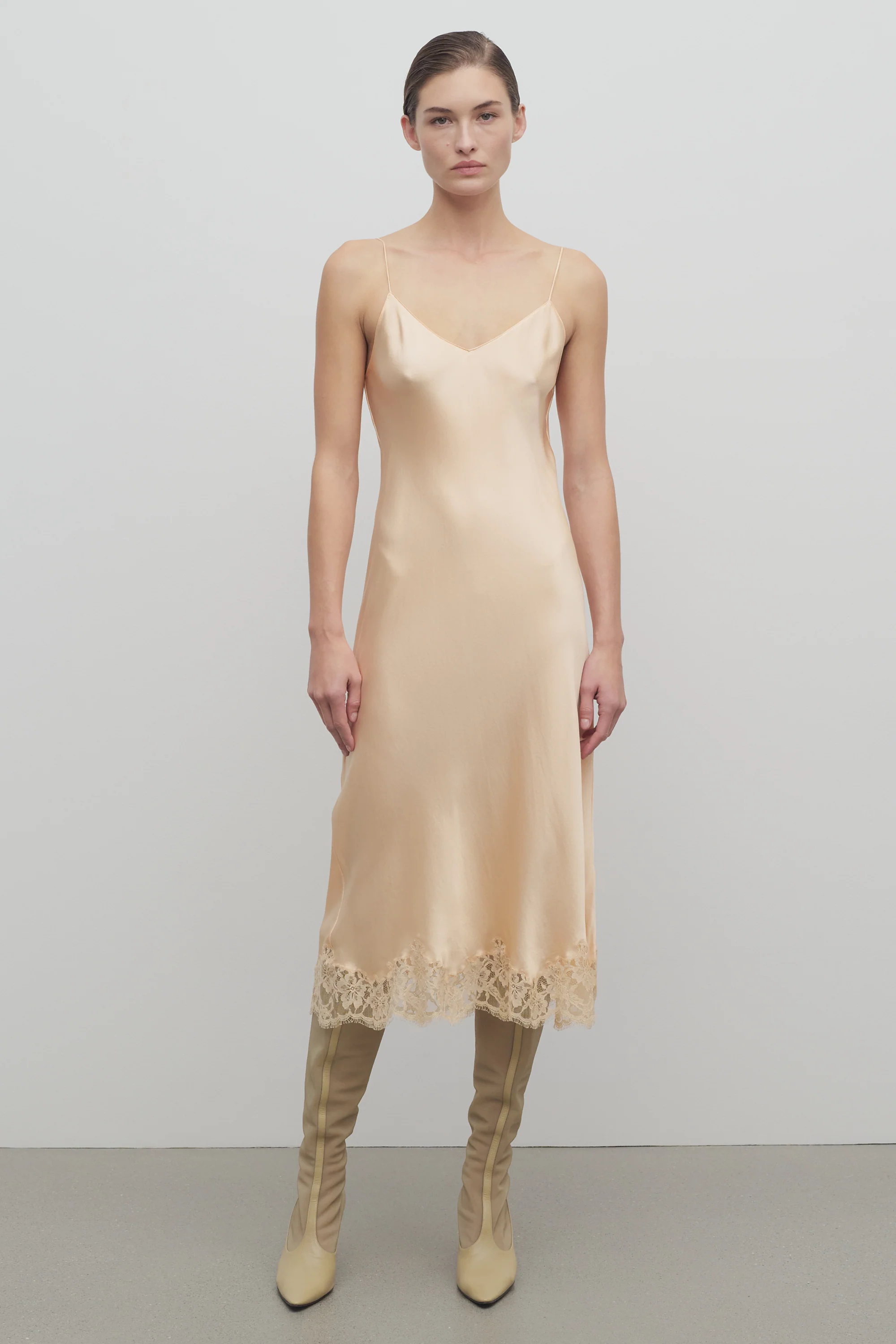 Kolara Dress - Image 3