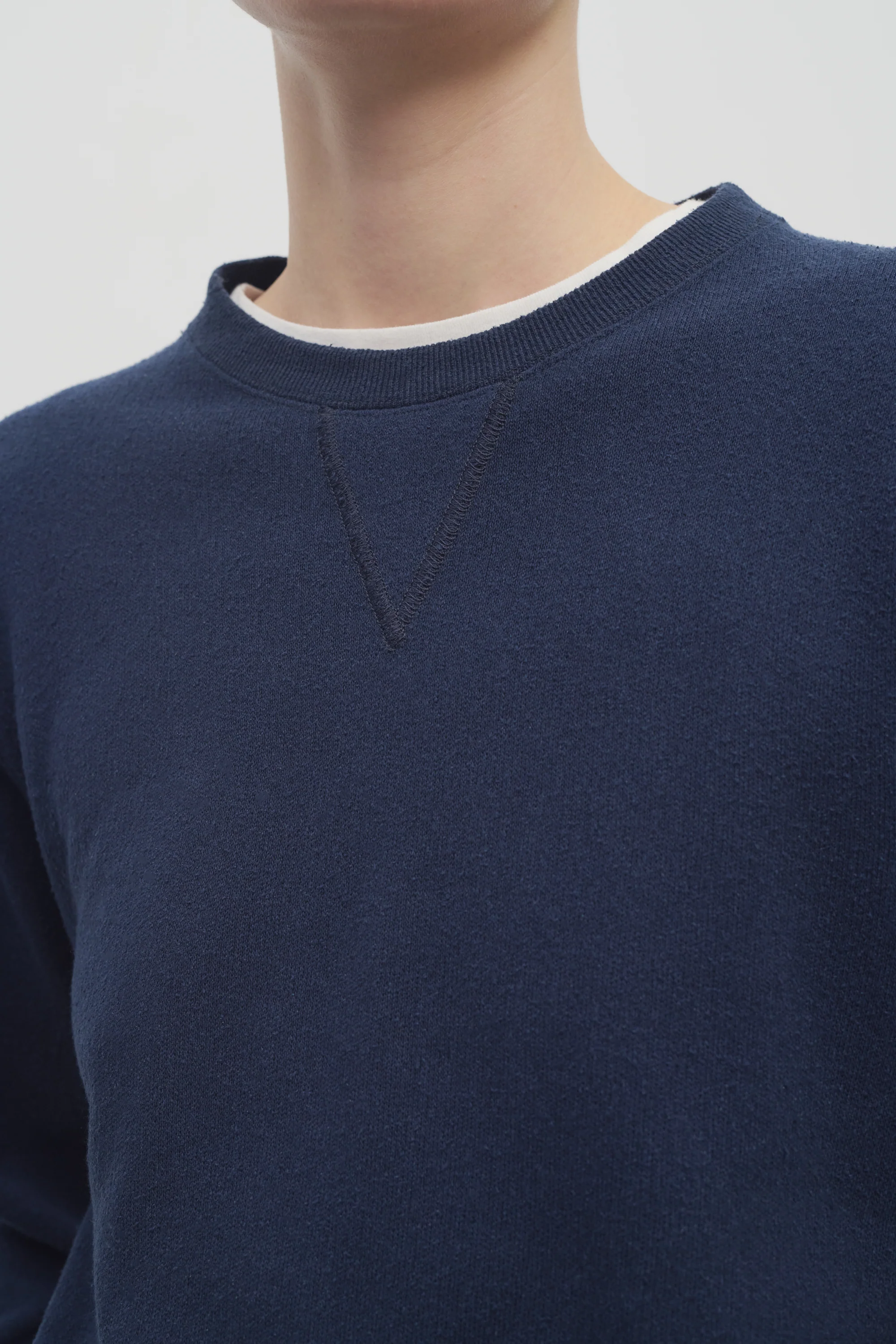 Kuyana Sweatshirt - Image 6