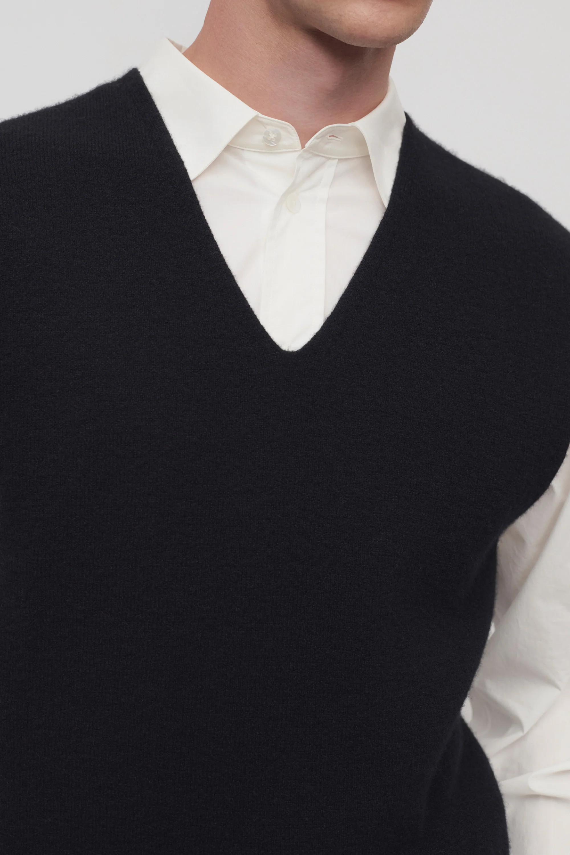 Lleyton Vest - Image 3