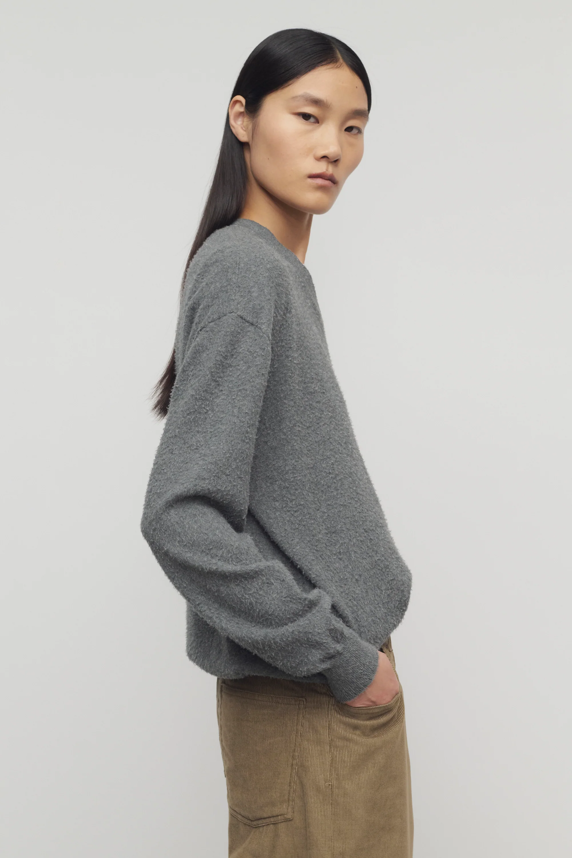 Lomika Sweater - Image 4