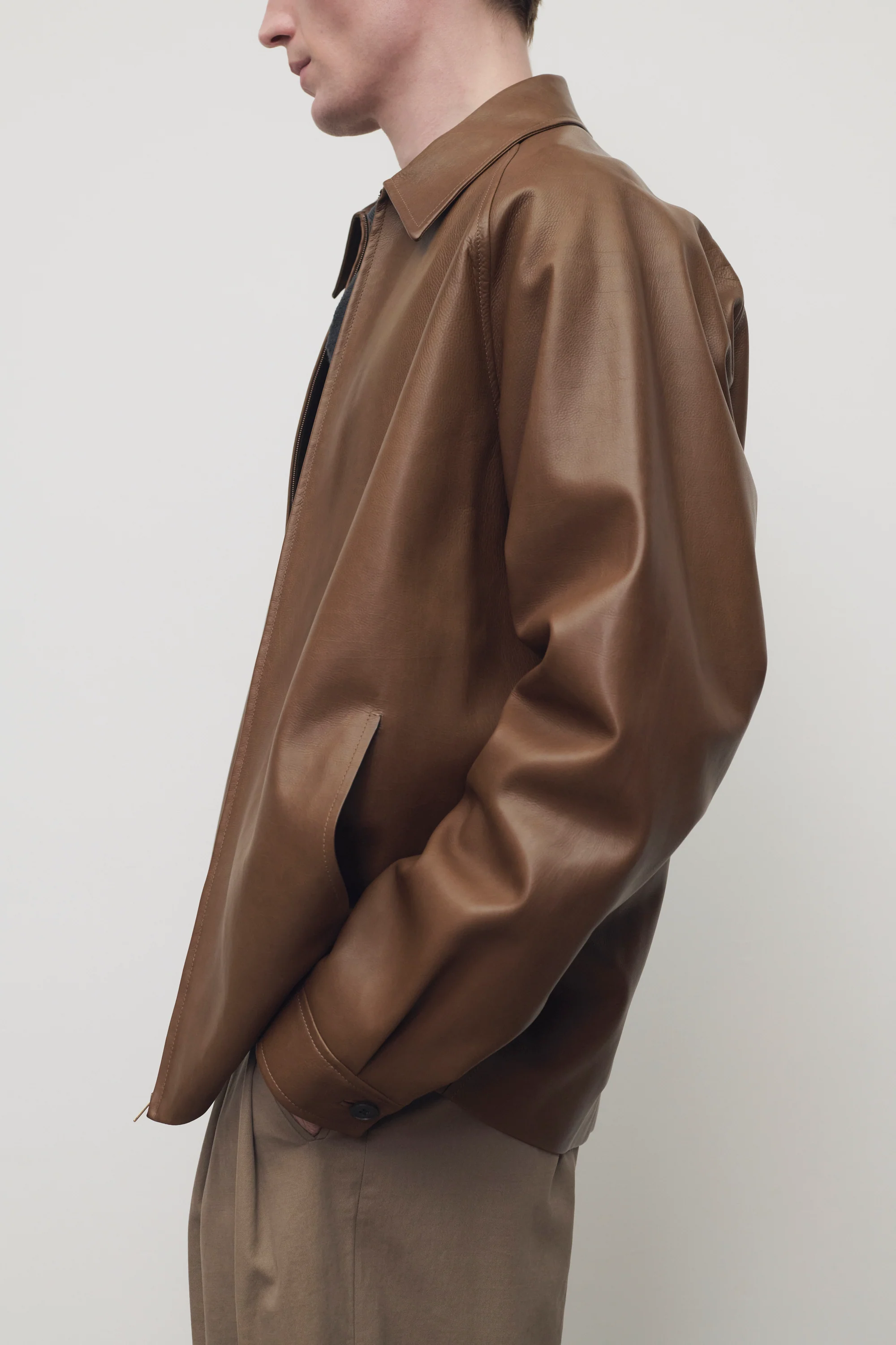 Mount Jacket - Image 5