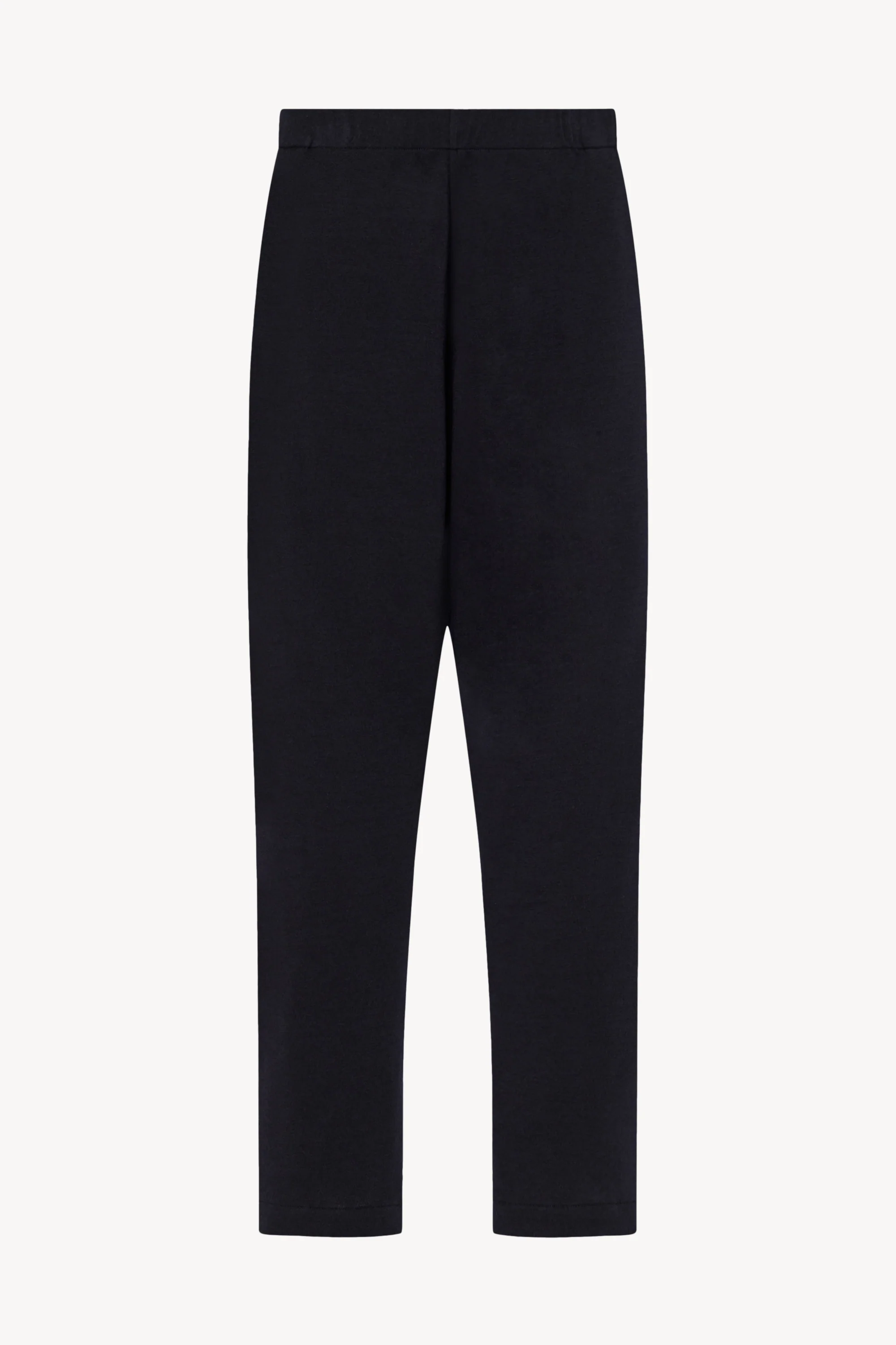 Nevia Pant