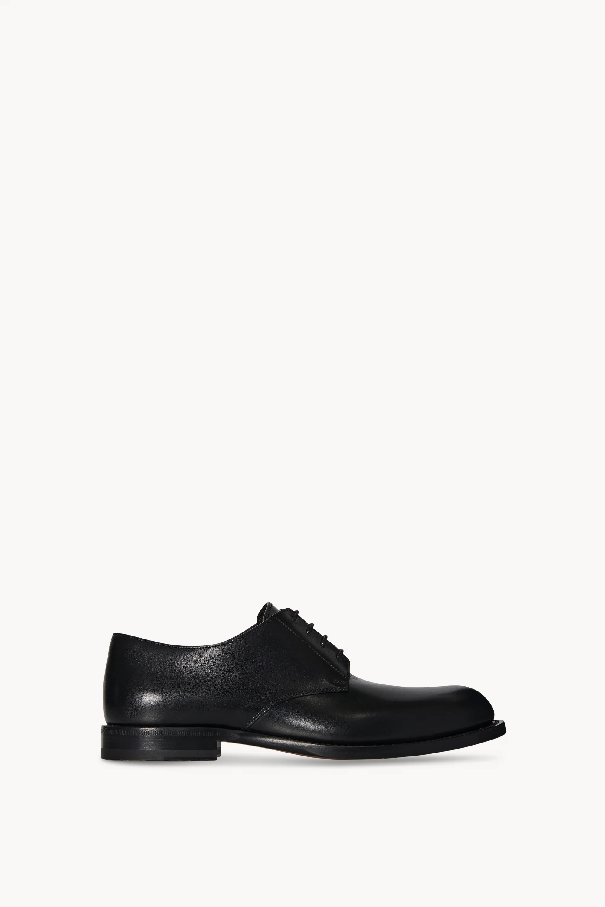 Novus Derby Shoe
