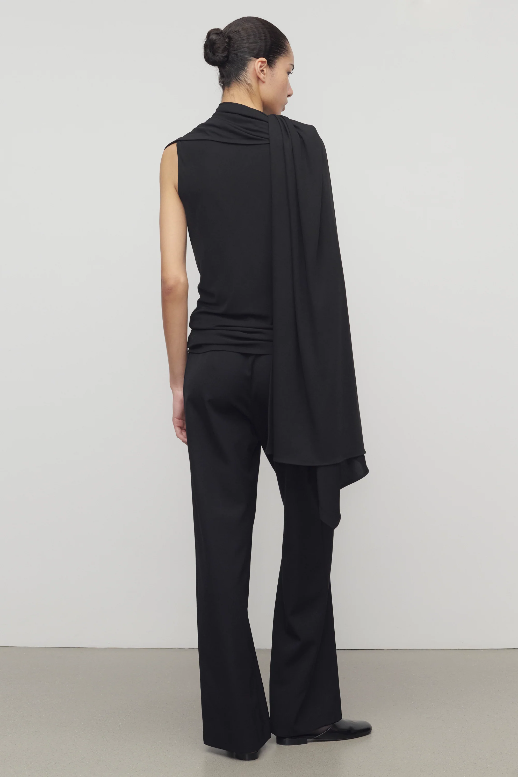Roger Pant - Image 5