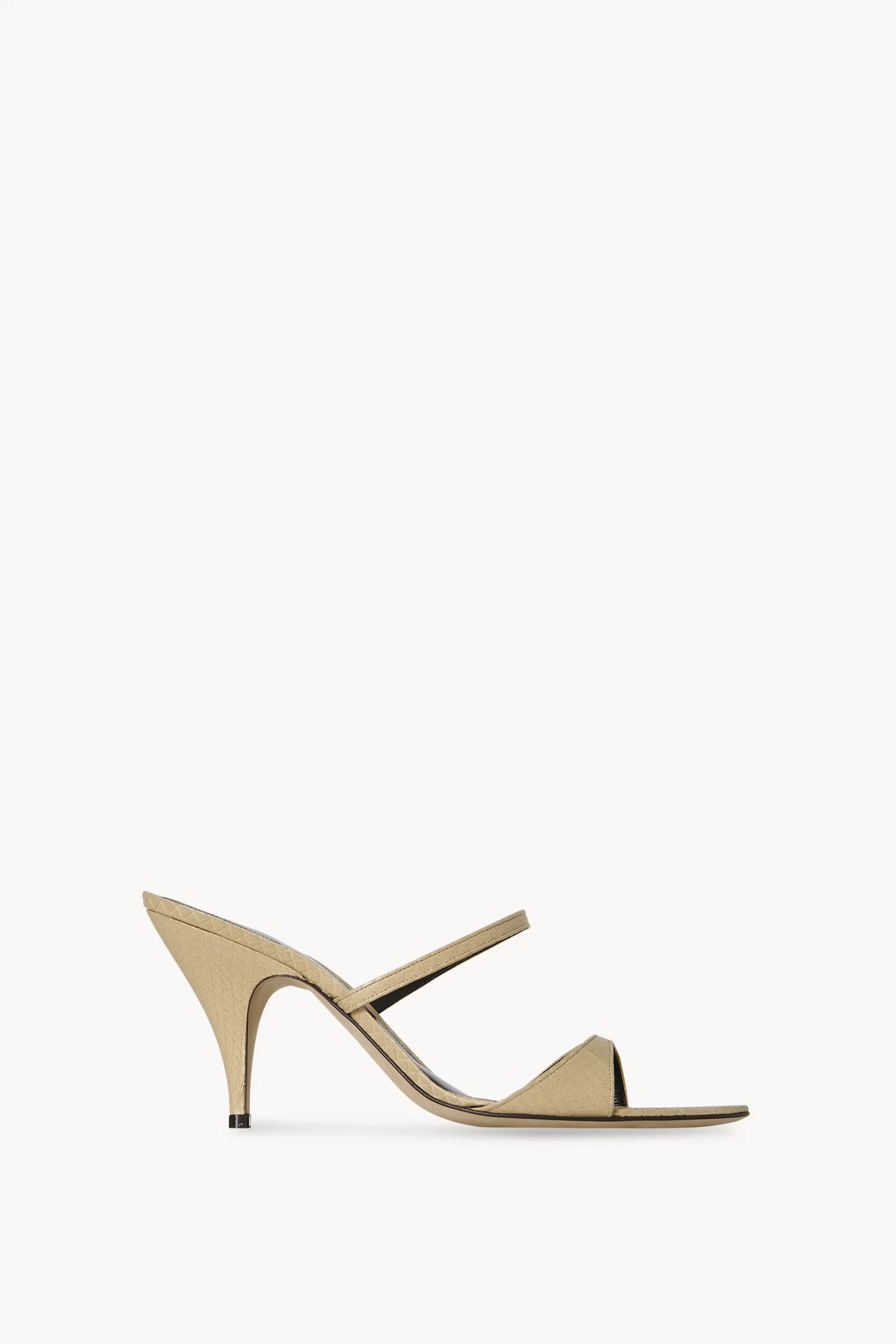 Vika Sandal